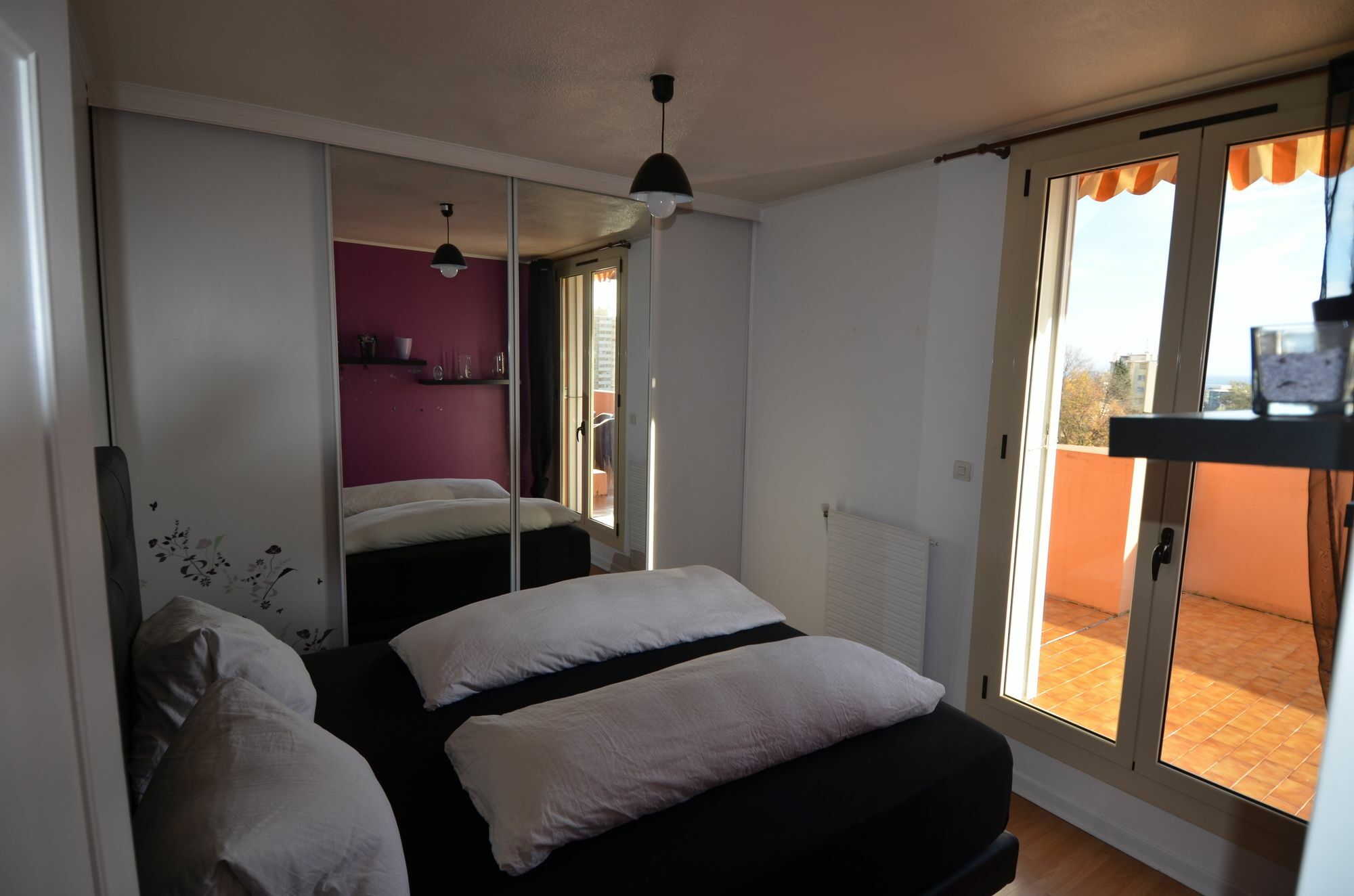 Appartement Rooftop 8 Personnes Grande Terrasse Avec Parking Quartier Aeroport Nice Luaran gambar